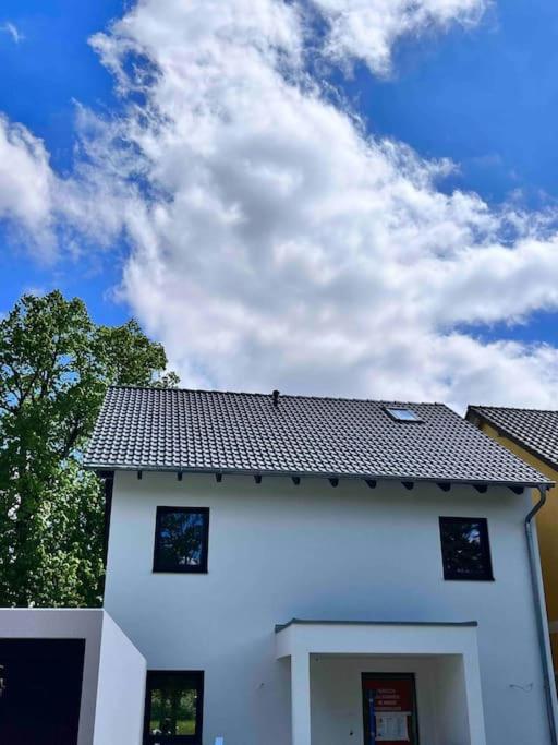 شقة Viel Platz In Burghausen Fuer Freunde Und Familie المظهر الخارجي الصورة